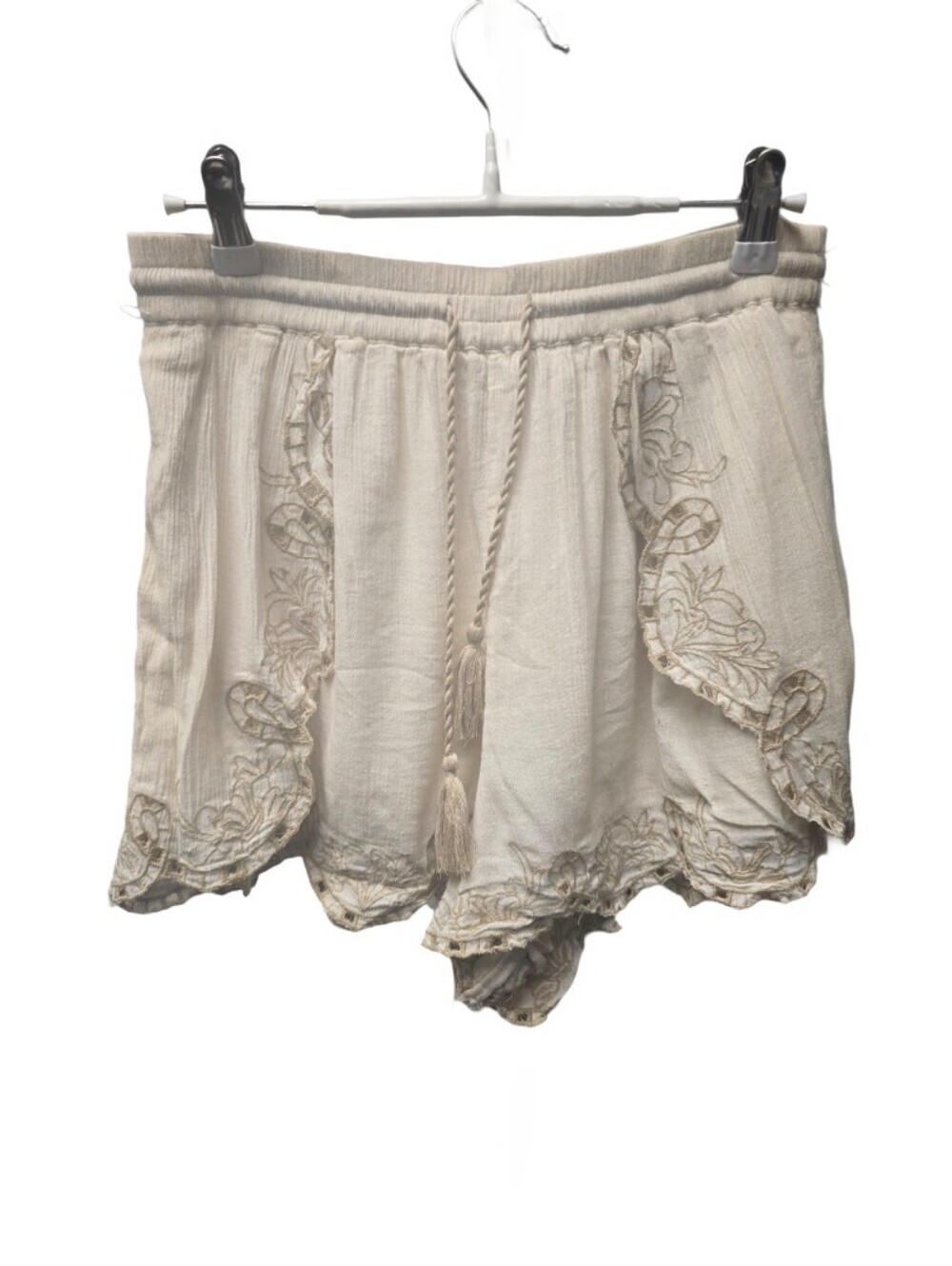 AMERICAN EAGLE Boho Embroidery Casual Shorts Tassel Tie Eyelet Ivory Medium
